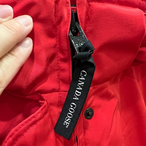 SOLDCanadagoose Trillium Parka - Picture 4 of 13
